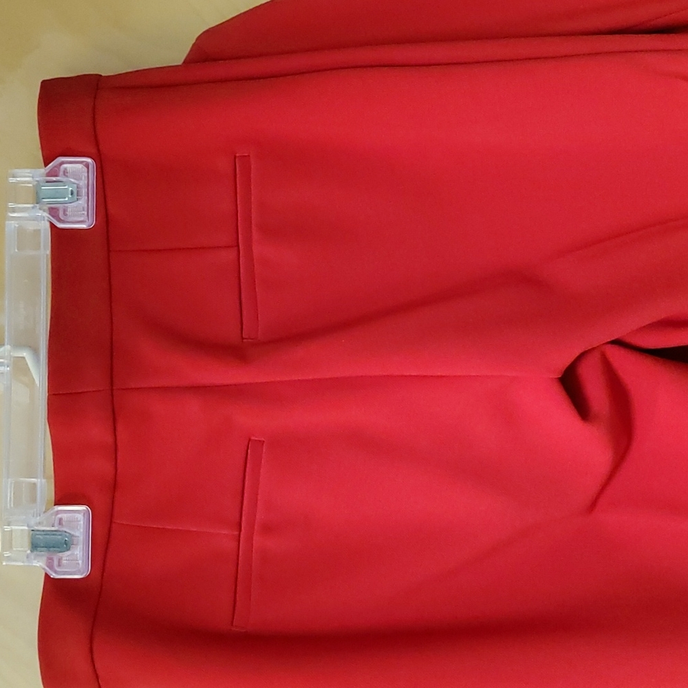 Red Coat 8P and Pants 4P - Picture 5 of 7